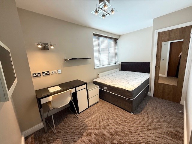 92 The Railway Residence - Ground Floor