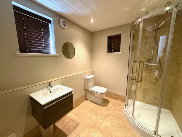 94/96 The Railway Residence